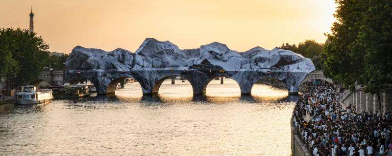 JR in Paris: Discover The Cave of Pont Neuf